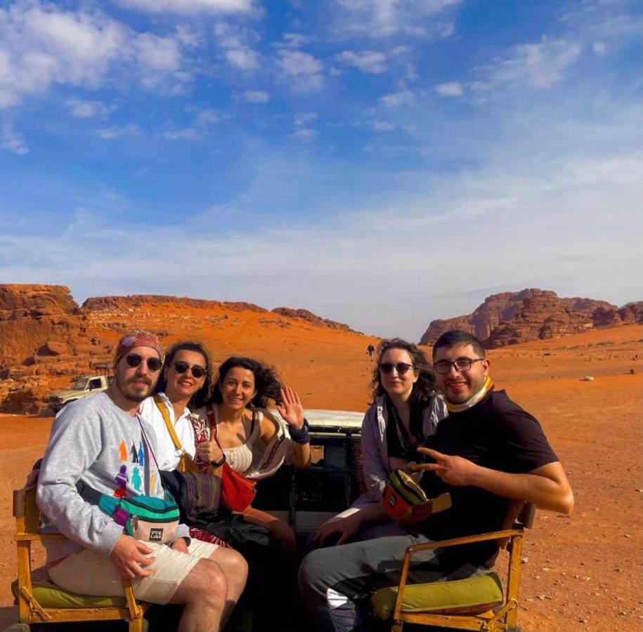Hidden Wadi Rum Camp Exteriör bild