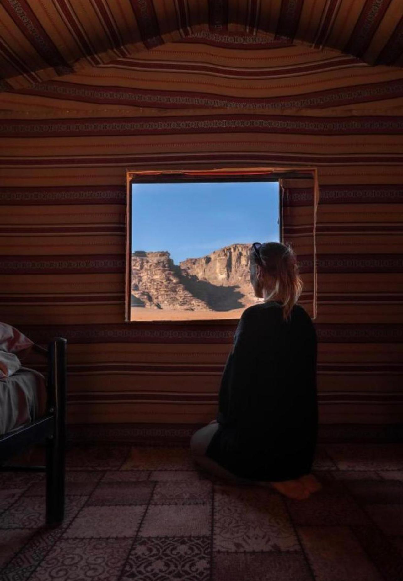 Hidden Wadi Rum Camp Exteriör bild