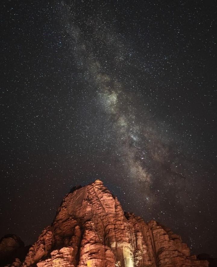 Hidden Wadi Rum Camp Exteriör bild